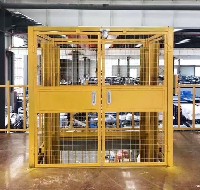 遂川智能导轨式升降机亮相